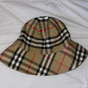 Reversible plaid bucket hat
